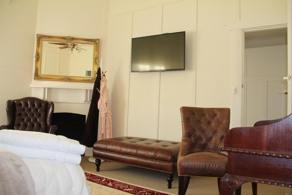 Mentor Chambers Apartment Bed & Breakfast West Wyalong Chambre photo