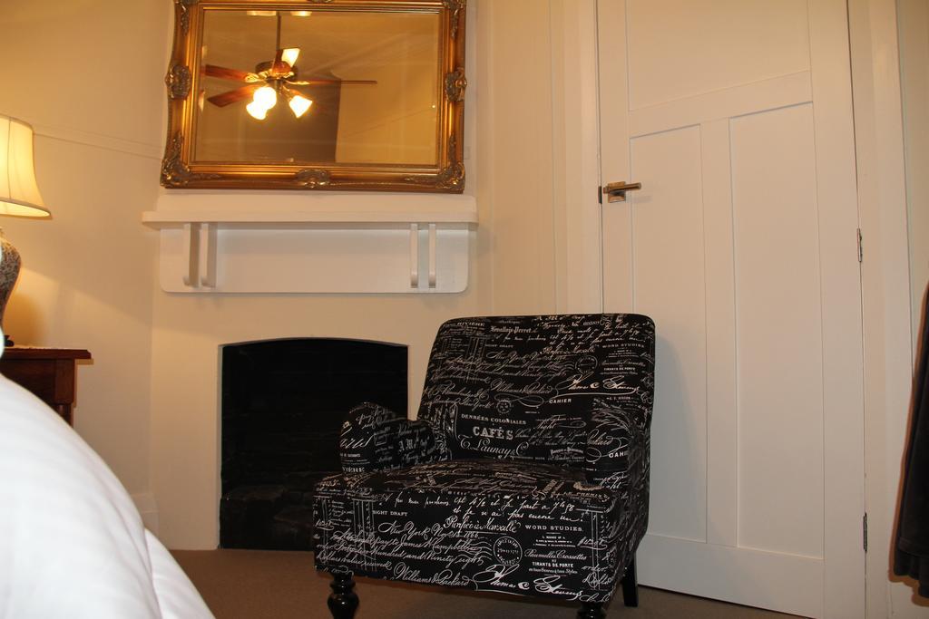 Mentor Chambers Apartment Bed & Breakfast West Wyalong Chambre photo